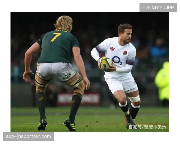 埃迪·琼斯连续三分拉开差距，提升球队关键得分效率