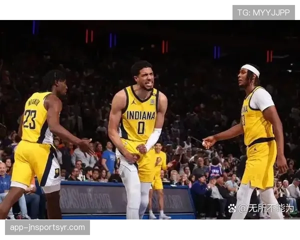 哈利伯顿突破组织表现提升，季后赛关键助攻拉开进攻差距