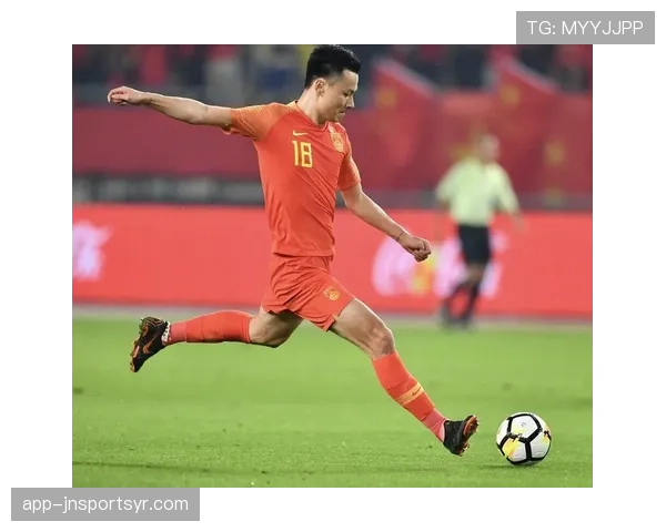郑智提升高位逼抢效率压制对手中场 关键战中场角色显著变化